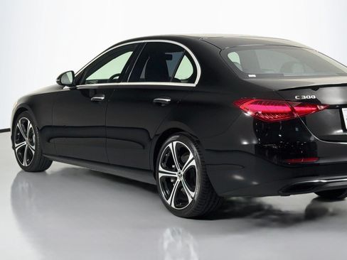 Used 2022 Mercedes-Benz C 300 Sedan image 15