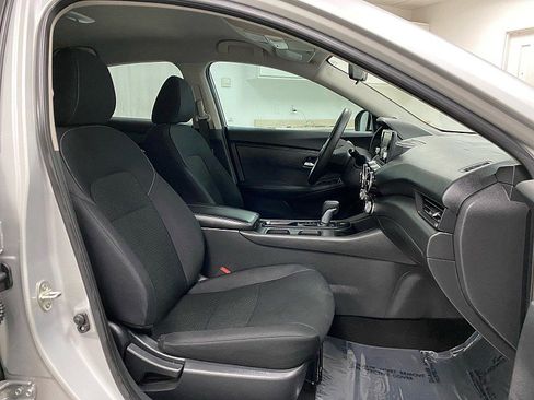 Used 2021 Nissan Sentra S image 14