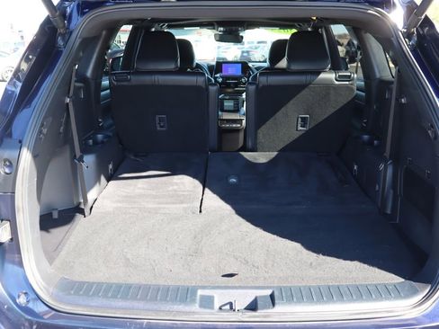 Certified 2024 Toyota Highlander XSE image 28