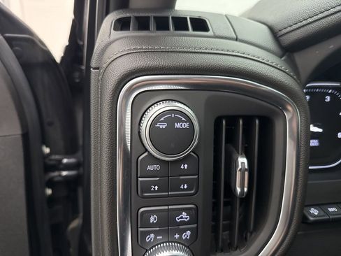 Used 2020 GMC Sierra 3500 Denali w/ Denali Ultimate Package image 34