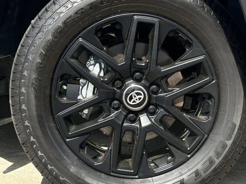 New 2026 Toyota Tundra SR5 AWD/4WD image 10