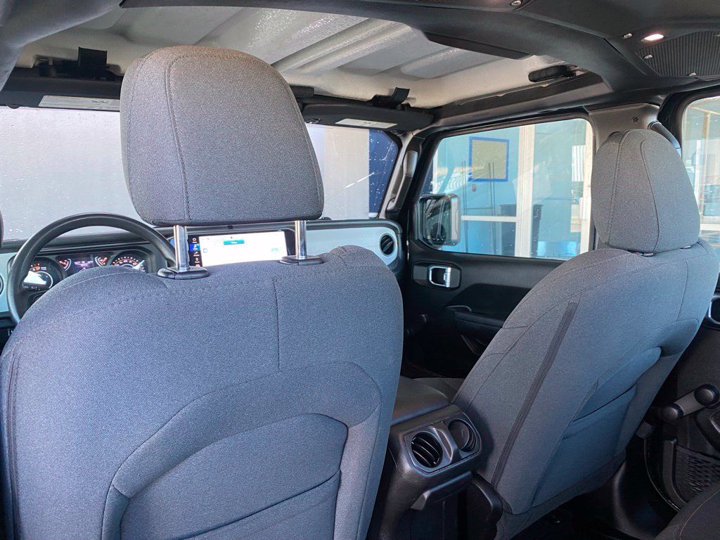 Used 2024 Jeep Gladiator Sport AWD/4WD image 27