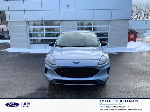 Used 2022 Ford Escape SE w/ Convenience Package image 1