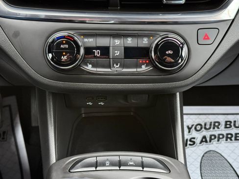 Used 2024 Buick Envista Preferred w/ Convenience I Package image 29