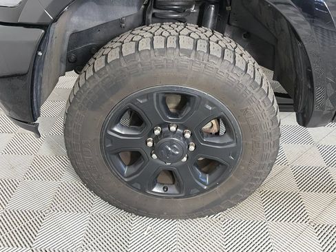 Used 2015 RAM 2500 Laramie w/ Black Appearance Group AWD/4WD image 8
