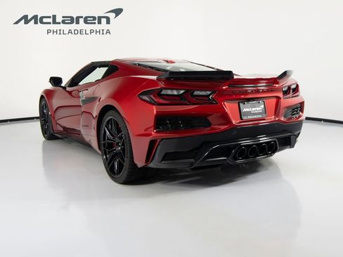 Used 2024 Chevrolet Corvette Z06 image 8