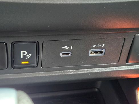 Used 2025 Nissan Frontier PRO-4X w/ Interior Protection Package AWD/4WD image 29