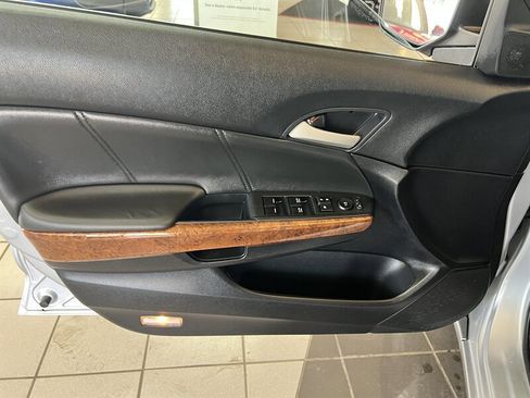 Used 2012 Honda Accord EX-L image 19