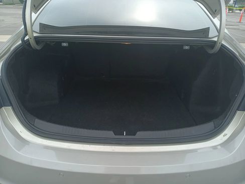 Used 2016 Chevrolet Malibu LT w/ Driver Confidence Package image 11