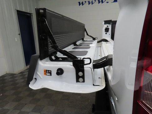 Used 2023 Chevrolet Silverado 1500 ZR2 image 41