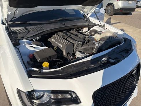 Used 2023 Chrysler 300 C RWD image 12