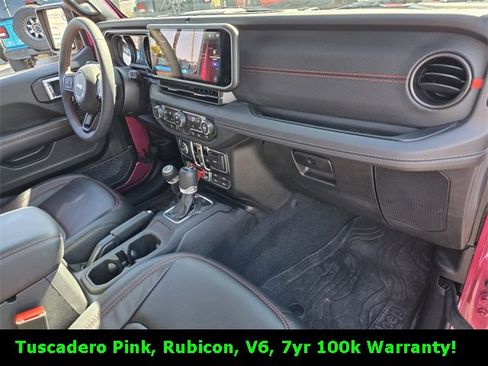 Certified 2024 Jeep Wrangler Unlimited Rubicon w/ Technology Group image 25