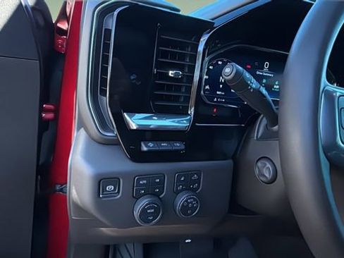 Used 2025 Chevrolet Silverado 1500 LTZ w/ LTZ Premium Package image 22