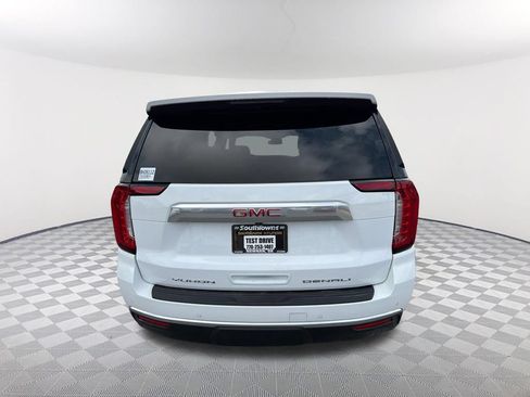 Used 2024 GMC Yukon Denali AWD/4WD image 6