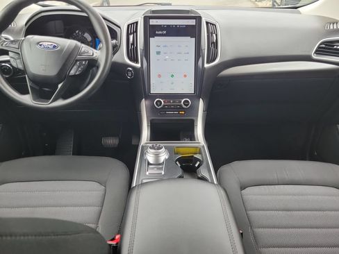 Used 2024 Ford Edge SE w/ Black Appearance Package AWD/4WD image 13