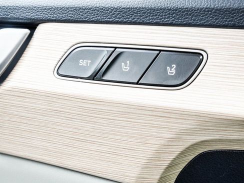 Used 2024 Hyundai Palisade Limited image 48