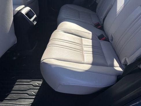 Certified 2023 Honda HR-V EX-L image 18