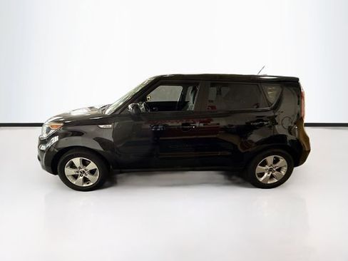 Used 2017 Kia Soul FWD image 9