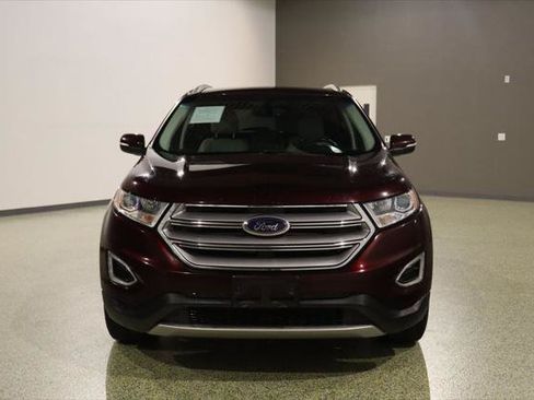 Used 2017 Ford Edge Titanium w/ Technology Package FWD image 2