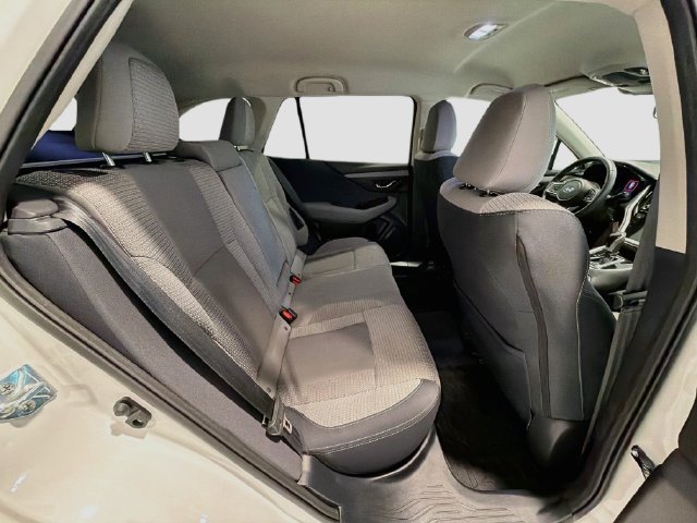 Used 2024 Subaru Outback Premium AWD/4WD image 23