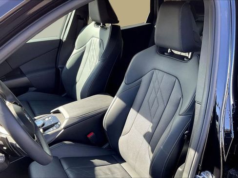 Certified 2025 BMW X3 xDrive30i w/ Premium Package image 21