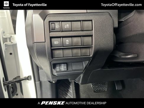 Used 2026 Toyota Tacoma SR5 AWD/4WD image 30