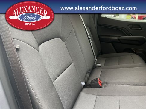 Used 2023 Chevrolet Colorado Trail Boss w/ Technology Package image 21