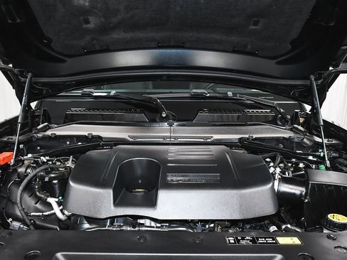 Used 2024 Land Rover Defender 130 X image 61