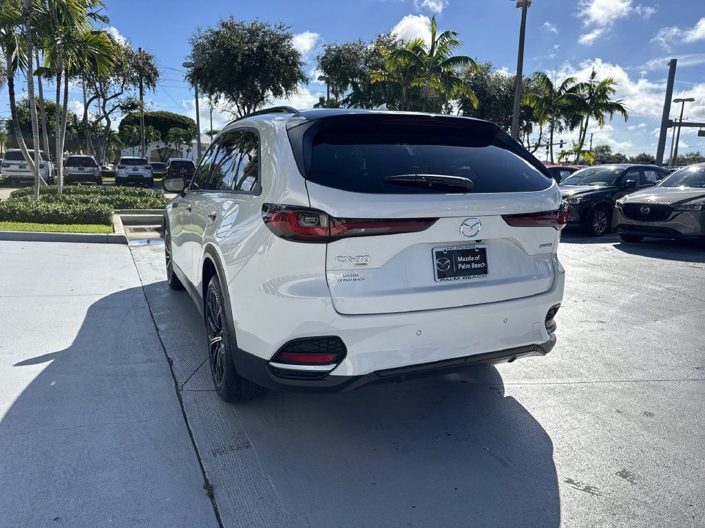 Used 2025 MAZDA CX-70 Plug-In Hybrid w/ Premium Plus AWD/4WD image 13