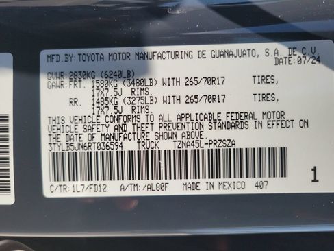 Used 2024 Toyota Tacoma TRD Off-Road AWD/4WD image 23
