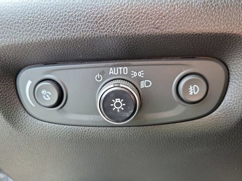Used 2020 Chevrolet Traverse Premier w/ LPO, Floor Liner Package FWD image 24