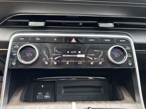 Used 2021 Genesis GV80 3.5T w/ Advanced Package 06 AWD/4WD image 18