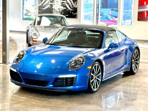 Used 2017 Porsche 911 Targa 4S image 7