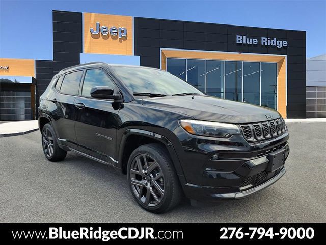 Used 2025 Jeep Compass Limited w/ High Altitude Package AWD/4WD image 1