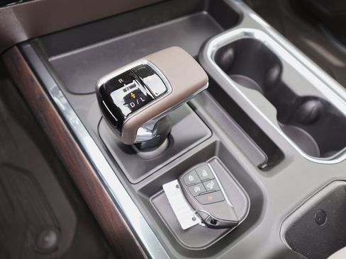 New 2026 GMC Sierra 1500 SLT w/ SLT Premium Plus Package image 22