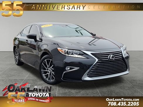 Used 2017 Lexus ES 350 w/ Luxury Package FWD image 1