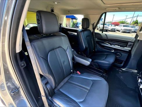 Used 2019 Ford Expedition Platinum AWD/4WD image 20