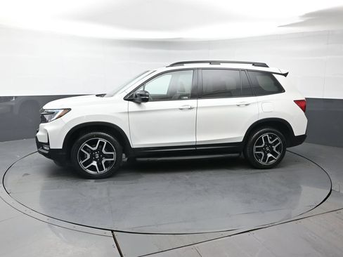 Certified 2022 Honda Passport Elite image 2