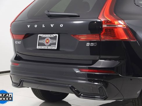 Used 2025 Volvo XC60 B5 Plus image 44