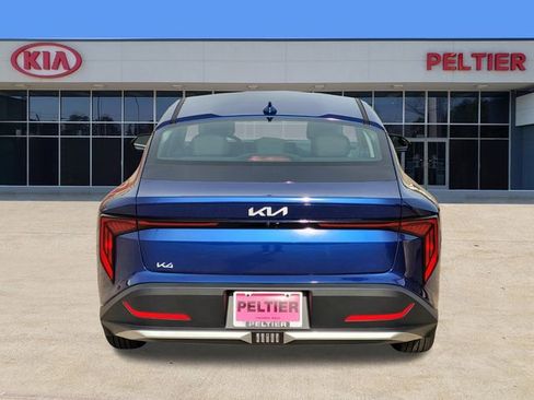 New 2025 Kia K4 LXS image 4