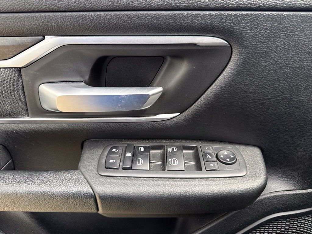 Used 2019 RAM 1500 Big Horn AWD/4WD image 13