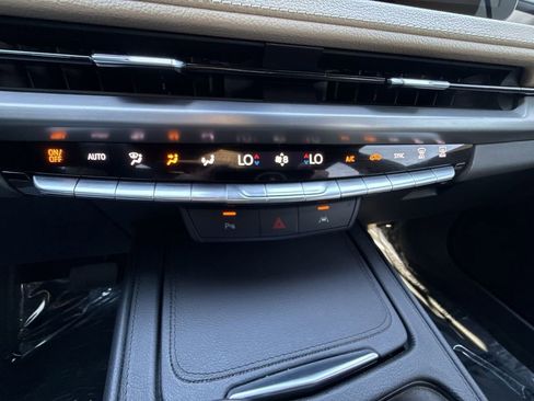 Certified 2024 Cadillac XT4 Luxury FWD image 44
