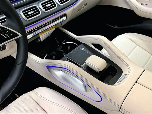 New 2026 Mercedes-Benz GLE 450e 4MATIC image 7