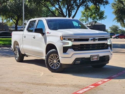 Used 2025 Chevrolet Silverado 1500 RST w/ Z71 Off-Road Package image 2