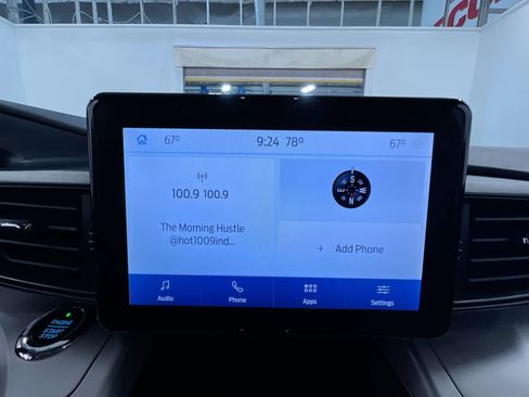 Used 2020 Ford Explorer XLT w/ Comfort Package AWD/4WD image 24