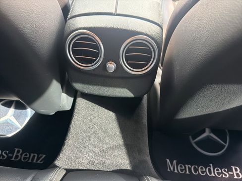 Used 2018 Mercedes-Benz C 300 4MATIC Cabriolet image 39