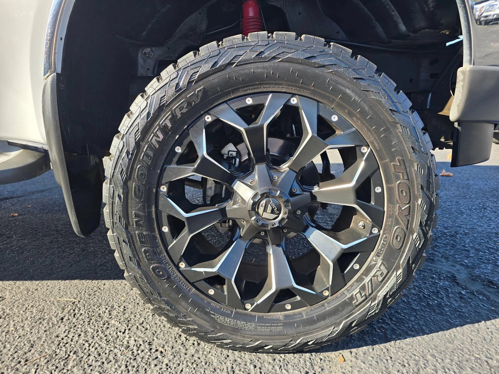 Used 2004 Ford F350 Lariat AWD/4WD image 7