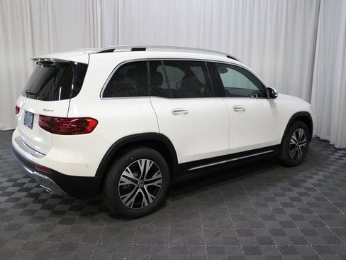 New 2025 Mercedes-Benz GLB 250 4MATIC image 6