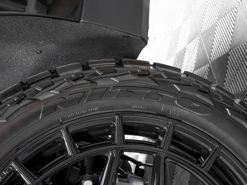 Used 2026 Chevrolet Tahoe Z71 w/ Comfort Package image 37