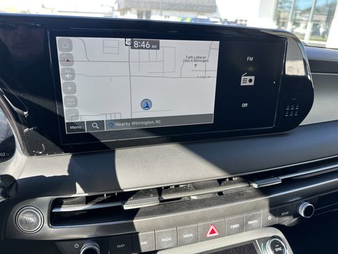 Used 2024 Hyundai Palisade SEL image 17